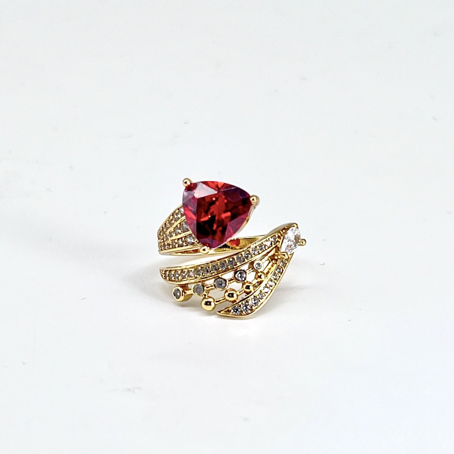 Retro Diamonds Red Opening Gold Ring