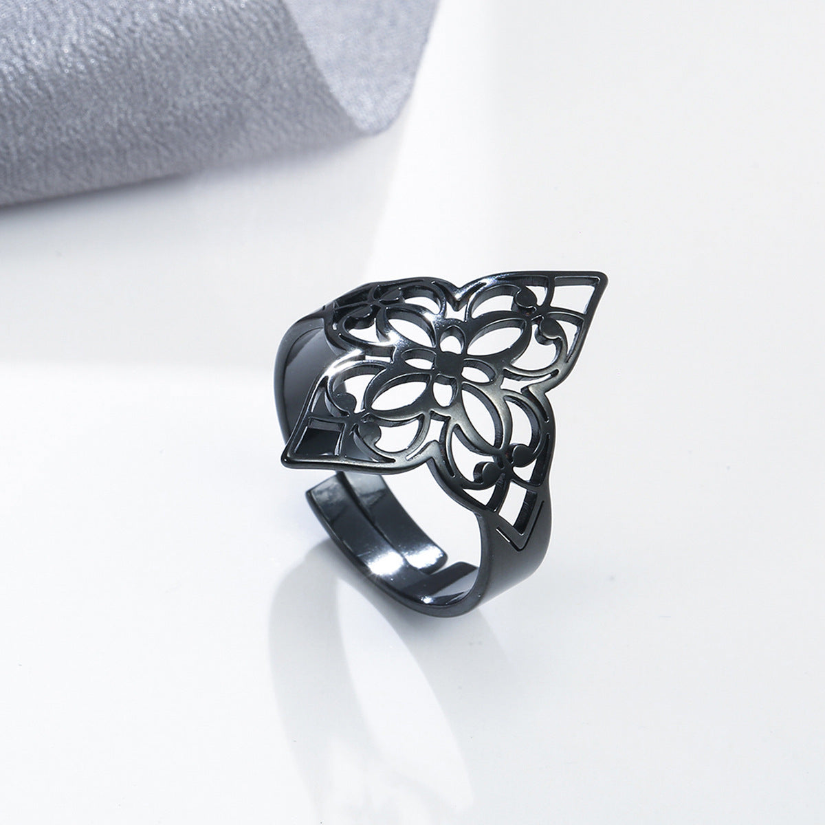 High-grade Hollow-out Four-side Paper-cut Flower Open Ring