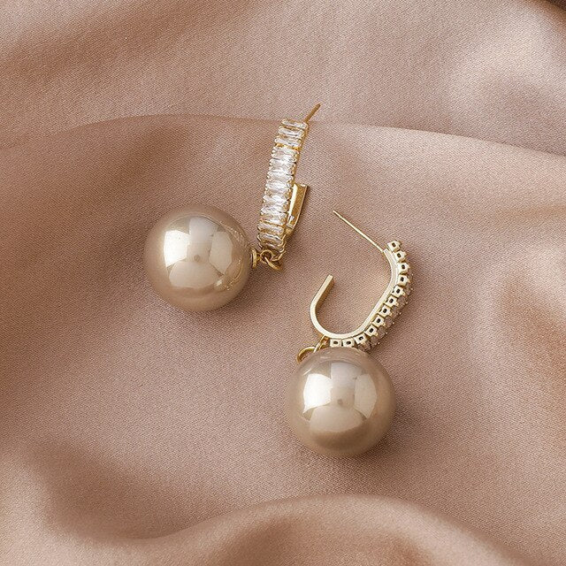 Vintage Metal Earrings Pearl Earrings Hong Kong Style Earrings