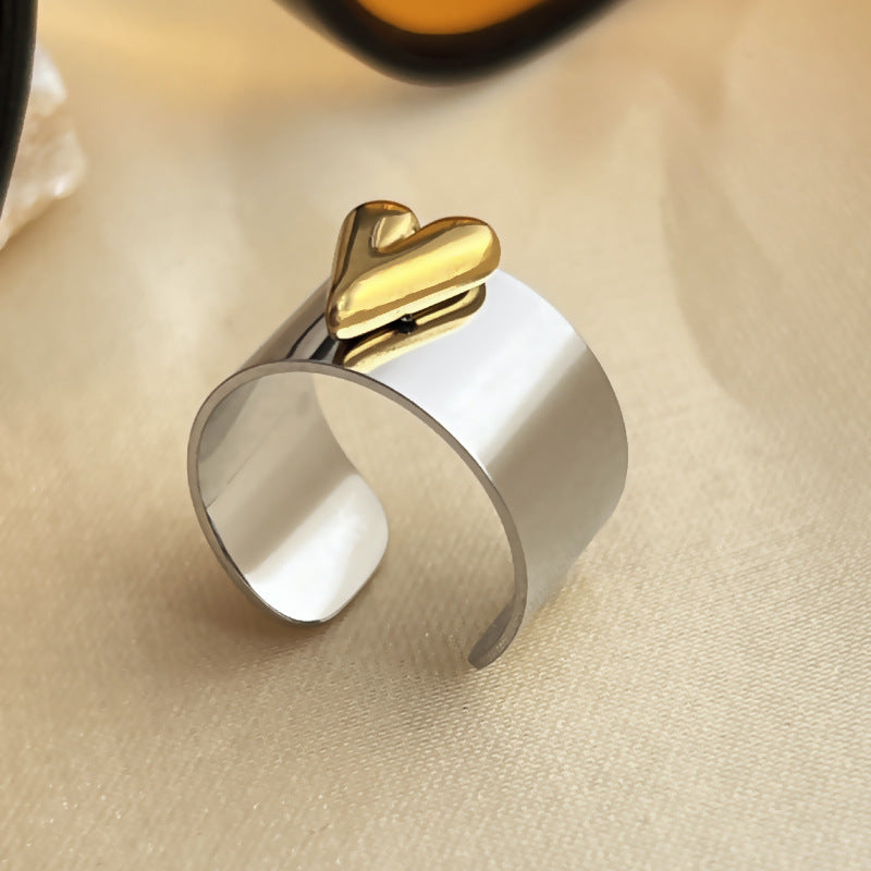 European And American New Retro Heart-shaped Ring